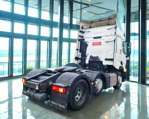 Rear View – Renault T 460
